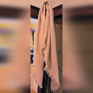 Vero Moda misty rose scarf